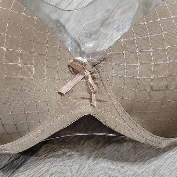 Amorarma 44DD Taupe underwire bra - Picture 3 of 13